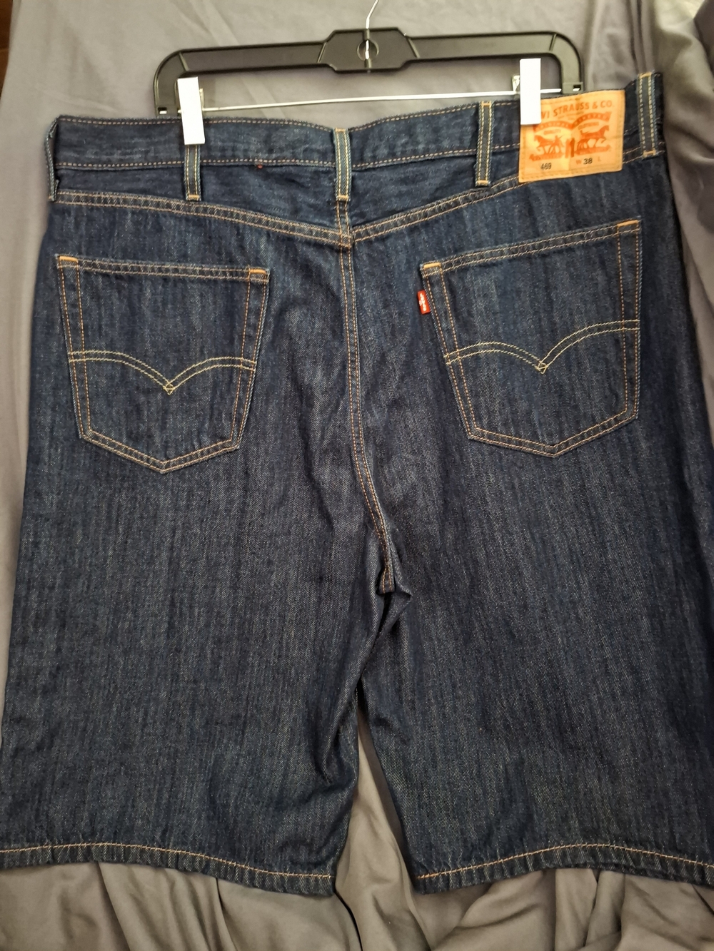 Levi's Men's Dark Blue Denim Shorts Classic 469 Short with Signature Back Pocket